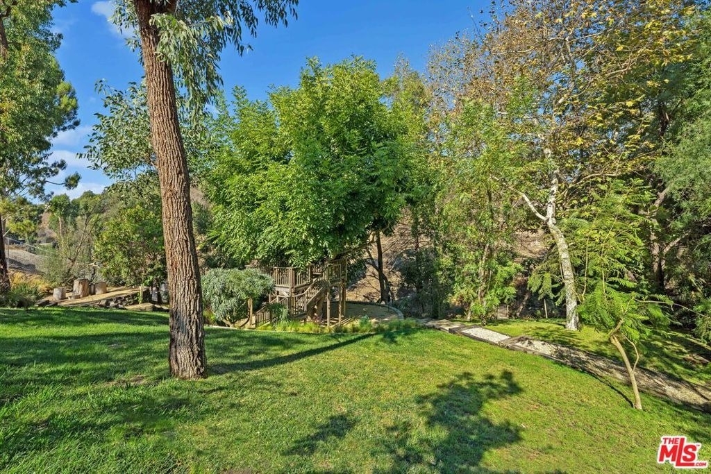 6644 Wildlife Road - Photo 32