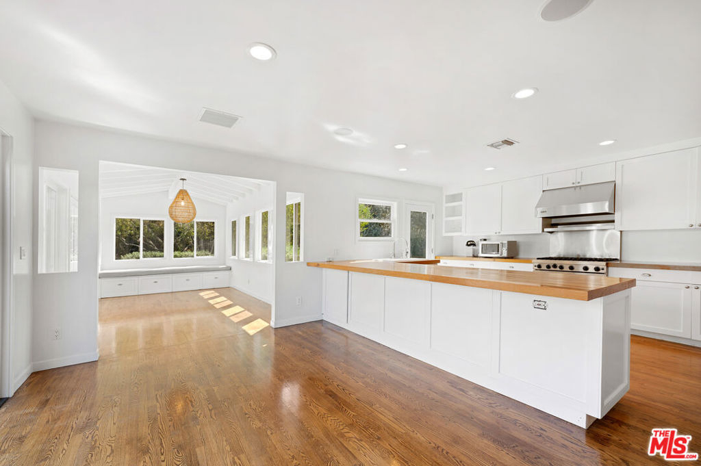 6644 Wildlife Road - Photo 14
