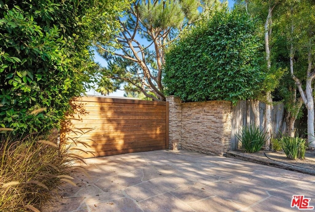 6644 Wildlife Road - Photo 34