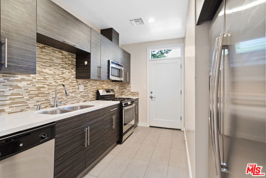 2317 Scarff Street - Photo 8