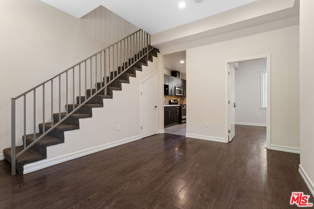 2317 Scarff Street - Photo 5