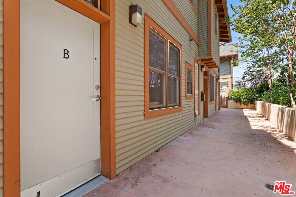 2317 Scarff Street - Photo 4