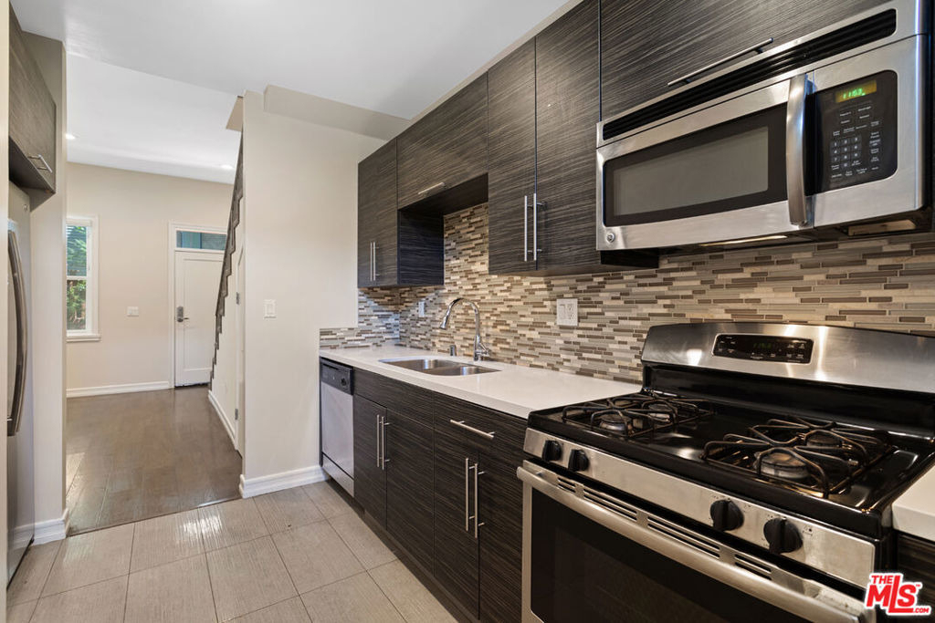 2317 Scarff Street - Photo 7