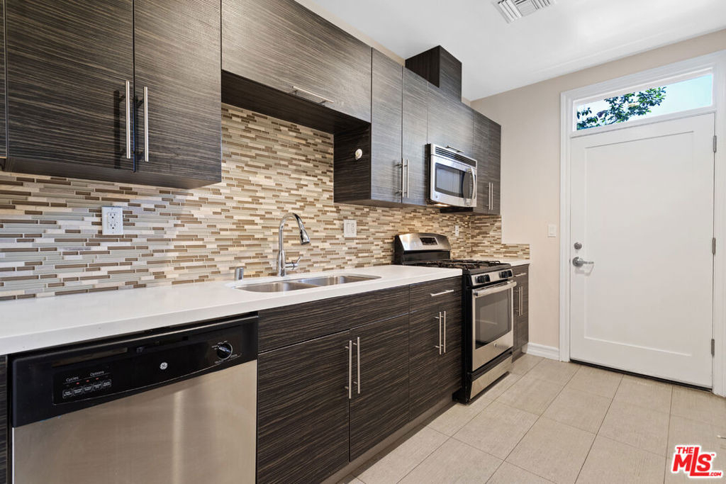 2317 Scarff Street - Photo 9
