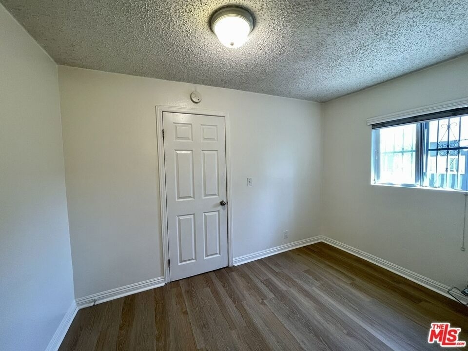 3421 Walton Avenue - Photo 17