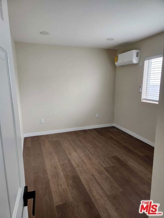4308 3/4 Leimert Boulevard - Photo 3