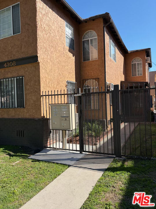 4308 3/4 Leimert Boulevard - Photo 6
