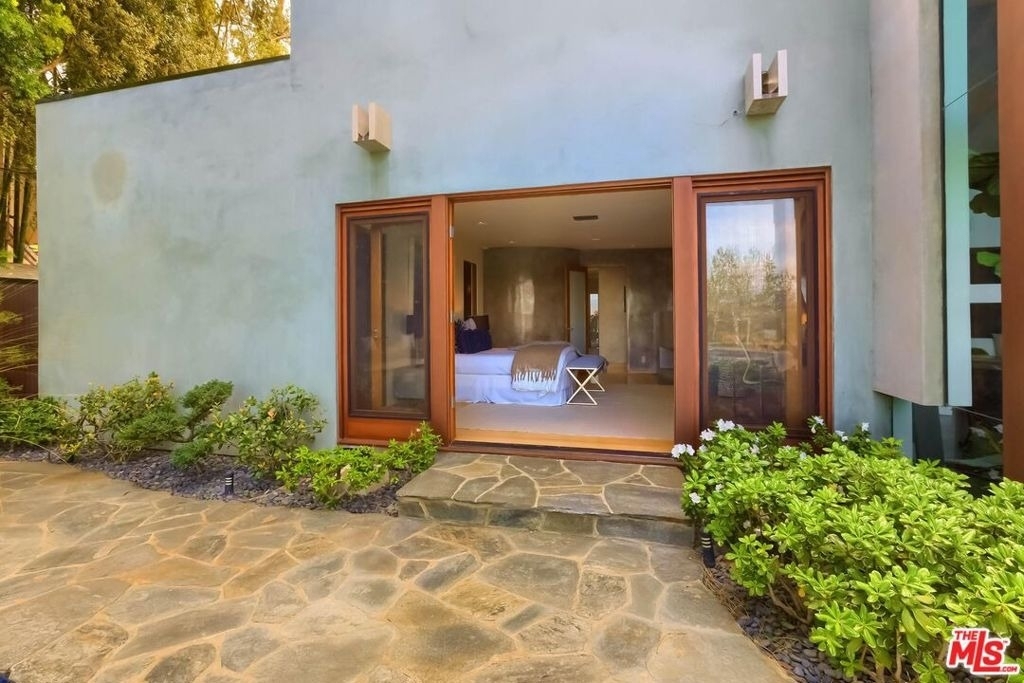 2238 Stradella Road - Photo 57