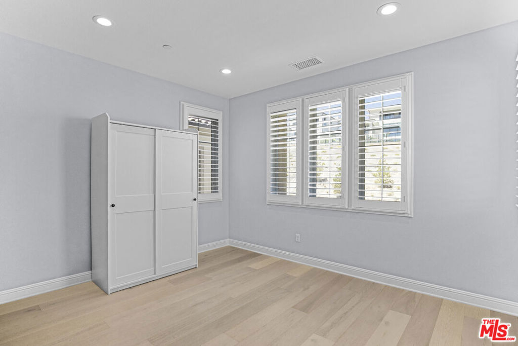 20326 W Liverpool Way - Photo 41