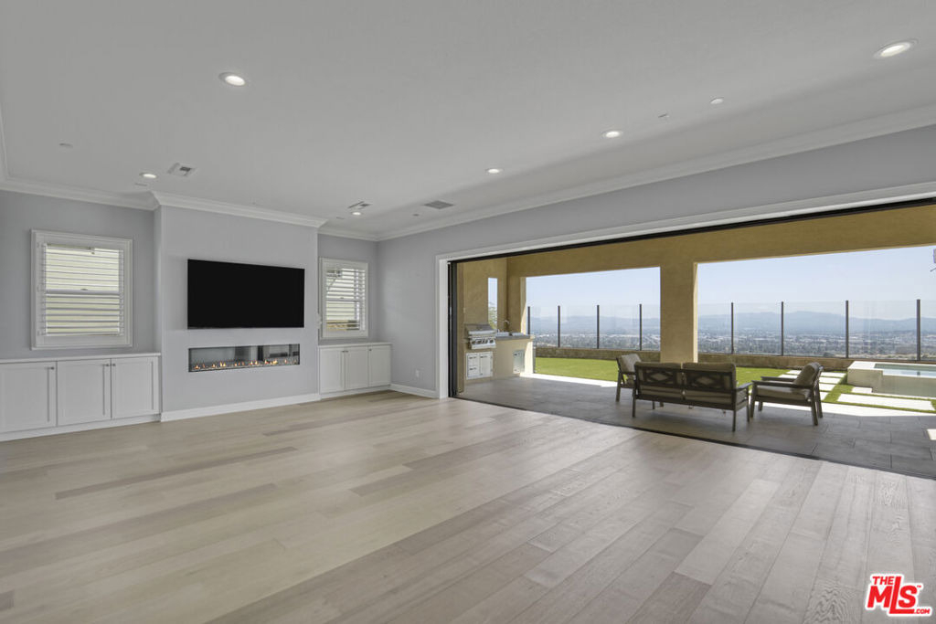 20326 W Liverpool Way - Photo 15