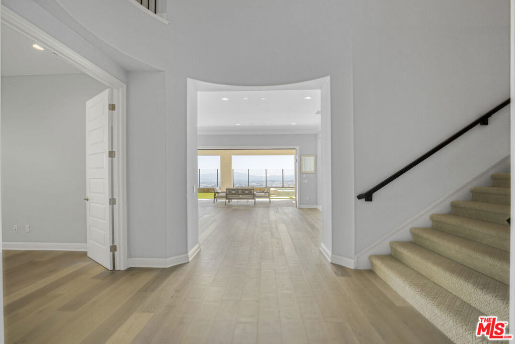 20326 W Liverpool Way - Photo 6