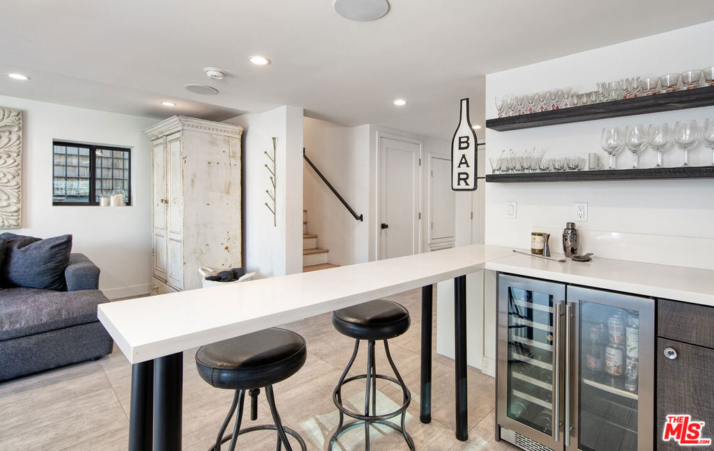 5317 Pacific Avenue - Photo 3