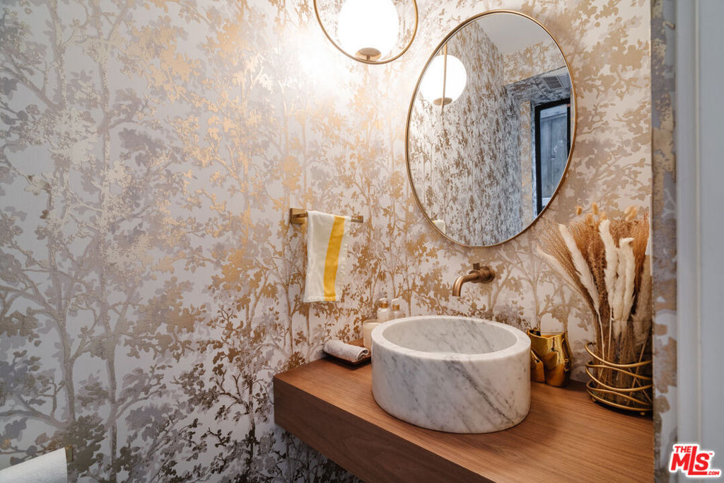 115 Park Place - Photo 10