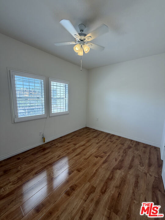 839 N Alexandria Avenue - Photo 33
