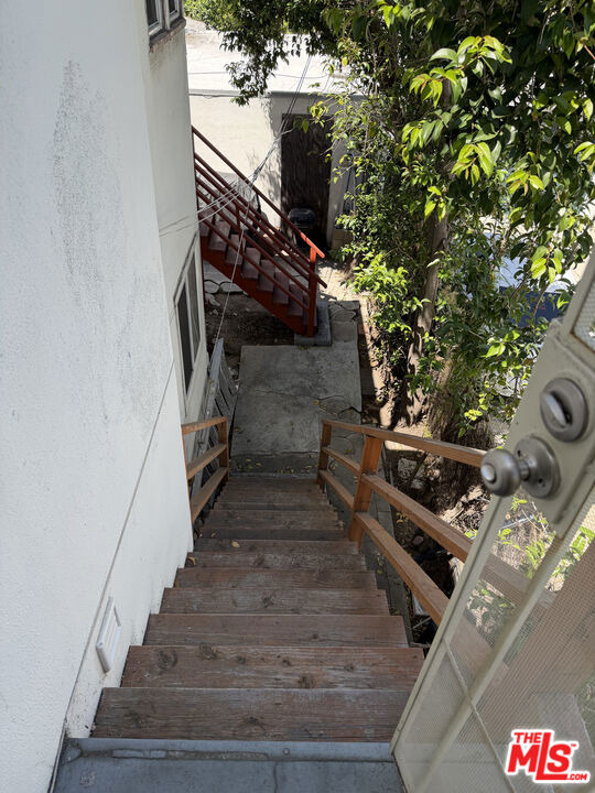 839 N Alexandria Avenue - Photo 24