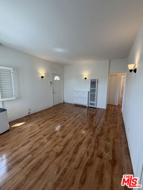 839 N Alexandria Avenue - Photo 6