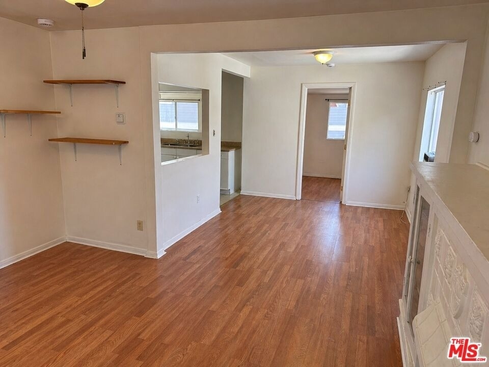 5966 Benner Street - Photo 6