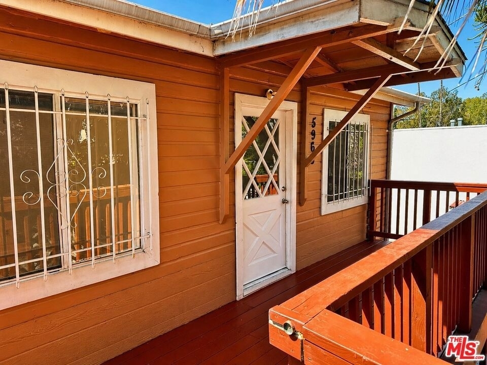 5966 Benner Street - Photo 3