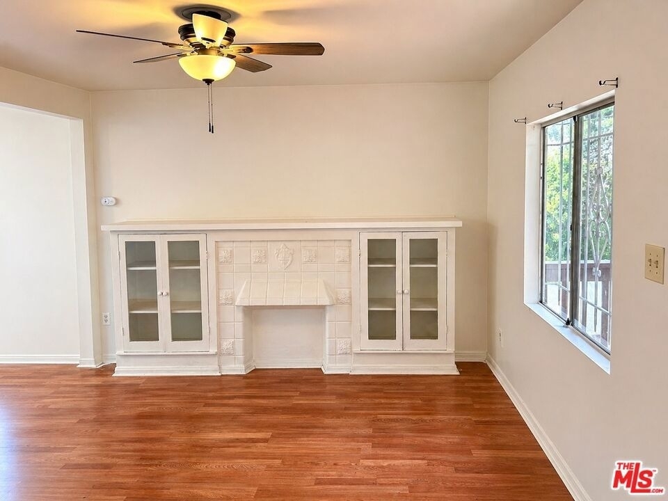 5966 Benner Street - Photo 4