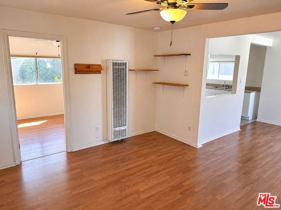 5966 Benner Street - Photo 7