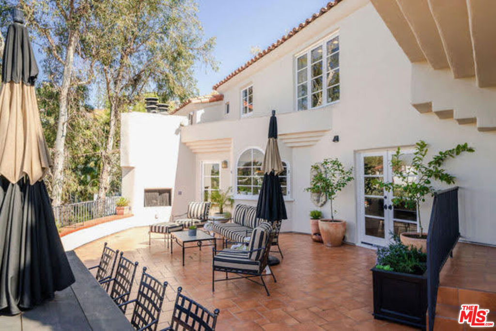 3351 N Knoll Drive - Photo 32
