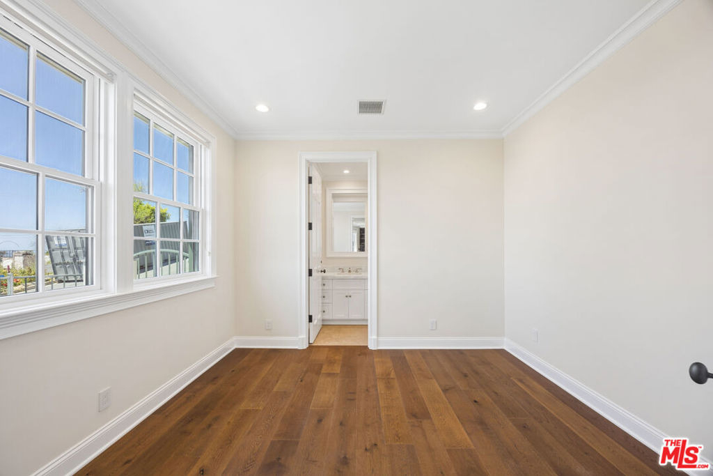 15201 Mc Kendree Avenue - Photo 12