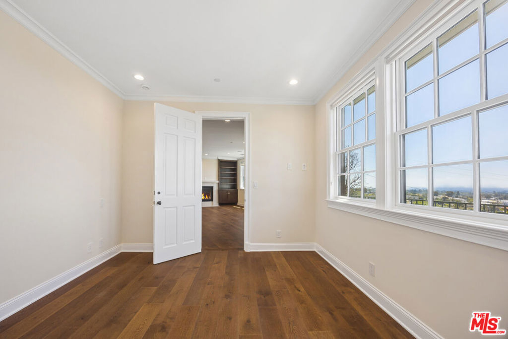 15201 Mc Kendree Avenue - Photo 14