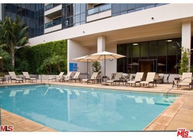 10724 Wilshire Boulevard - Photo 17