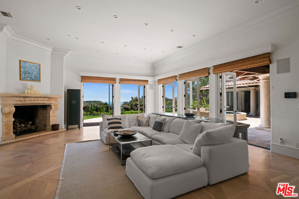 7160 Dume Drive - Photo 6