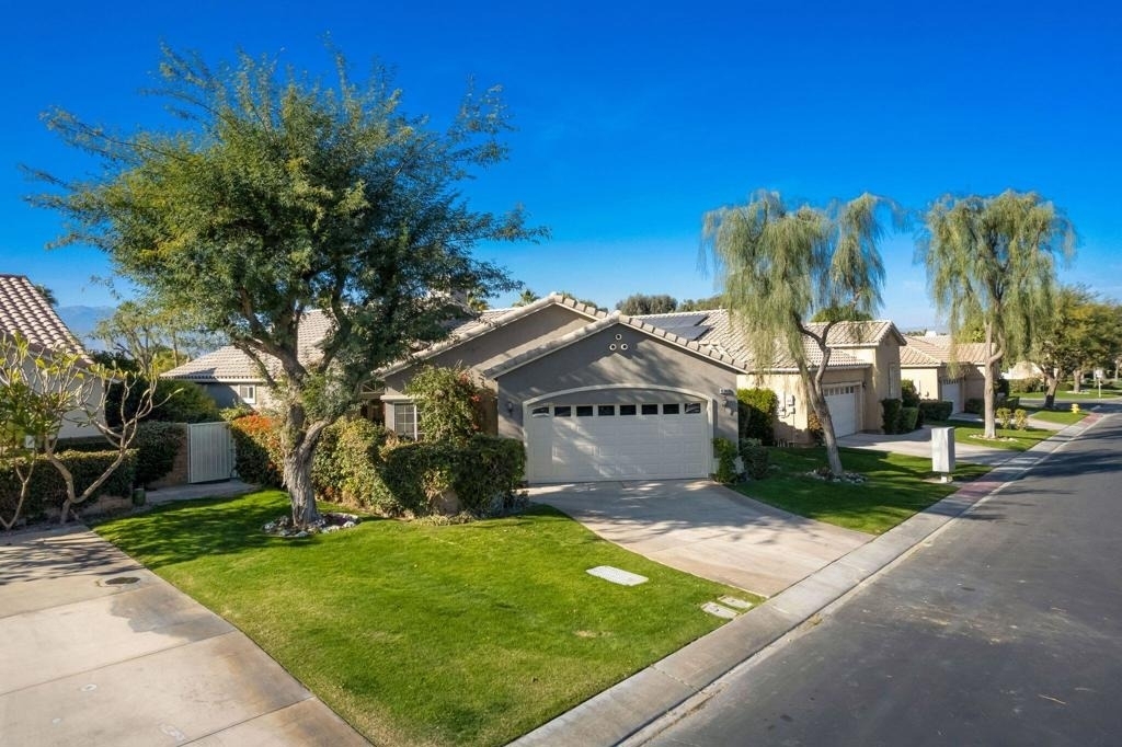 45809 Crosswater Street - Photo 0