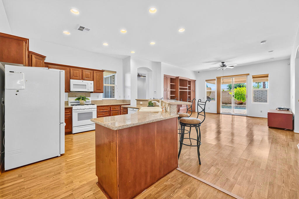 48638 Barrymore Street - Photo 8
