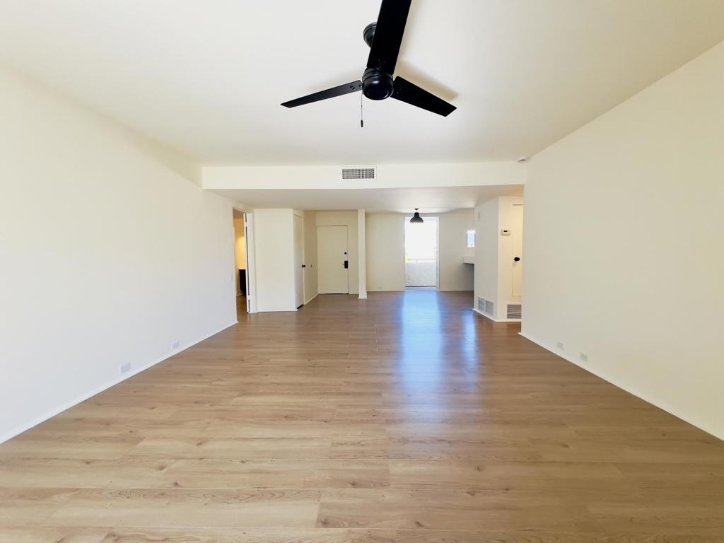 251 E La Verne Way - Photo 1