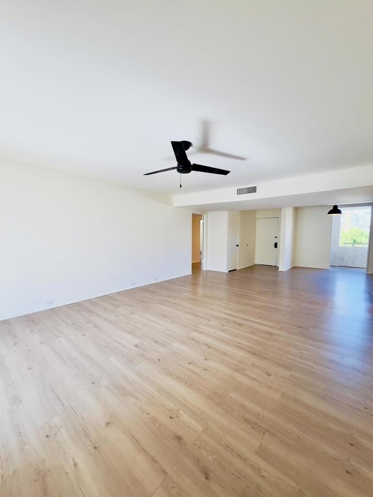 251 E La Verne Way - Photo 3