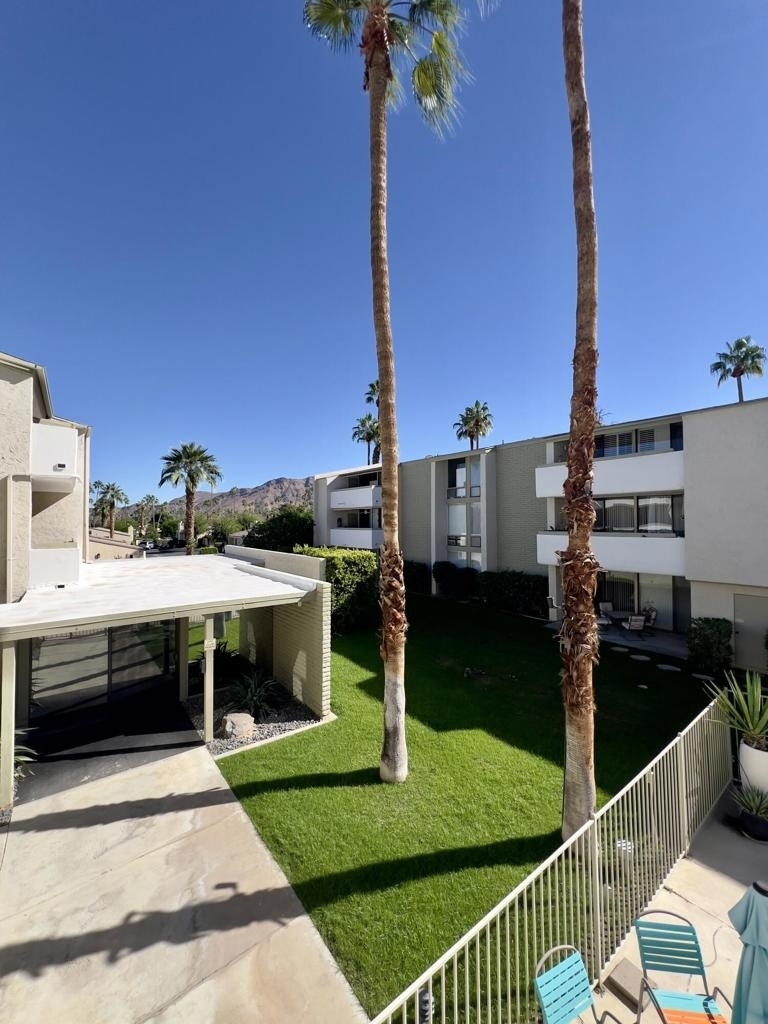 251 E La Verne Way - Photo 21