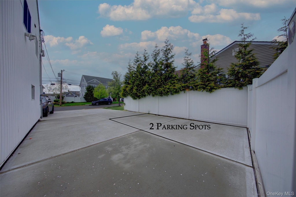 95 Irving Avenue - Photo 11