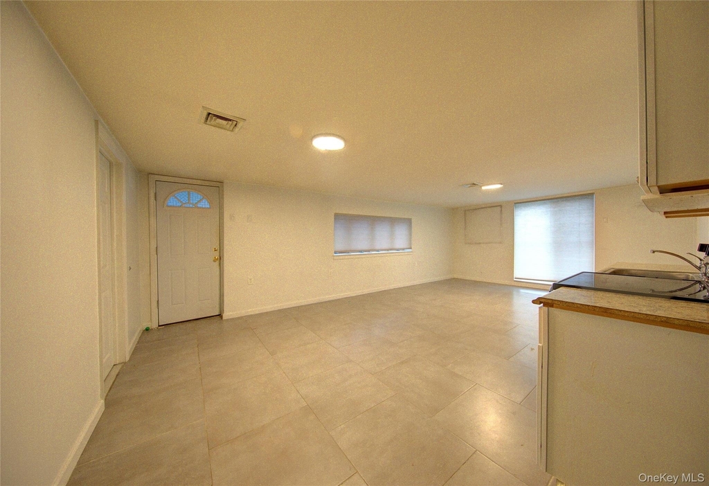 95 Irving Avenue - Photo 5
