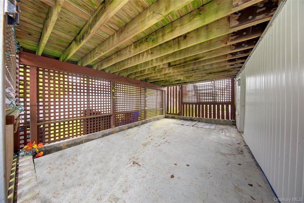 95 Irving Avenue - Photo 10