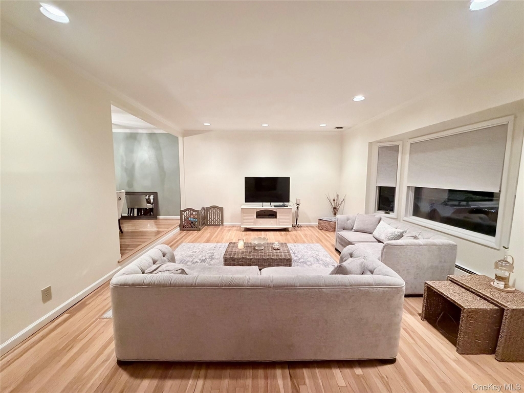 821 Channel Road - Photo 11