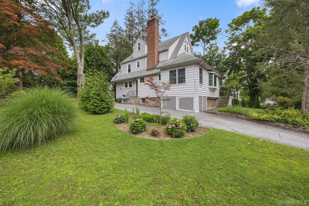 1235 Post Road - Photo 1