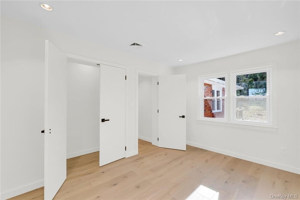 225 Hilltop Street - Photo 21