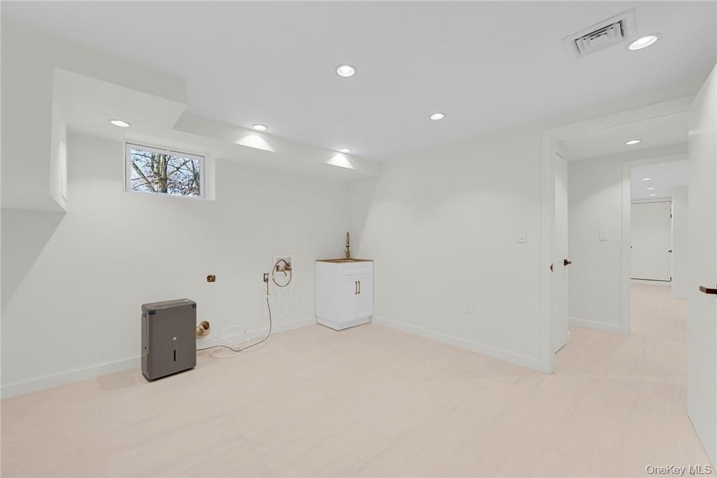 225 Hilltop Street - Photo 30