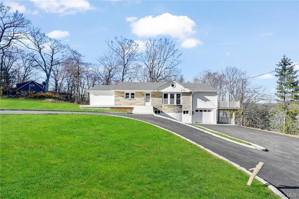 225 Hilltop Street - Photo 1