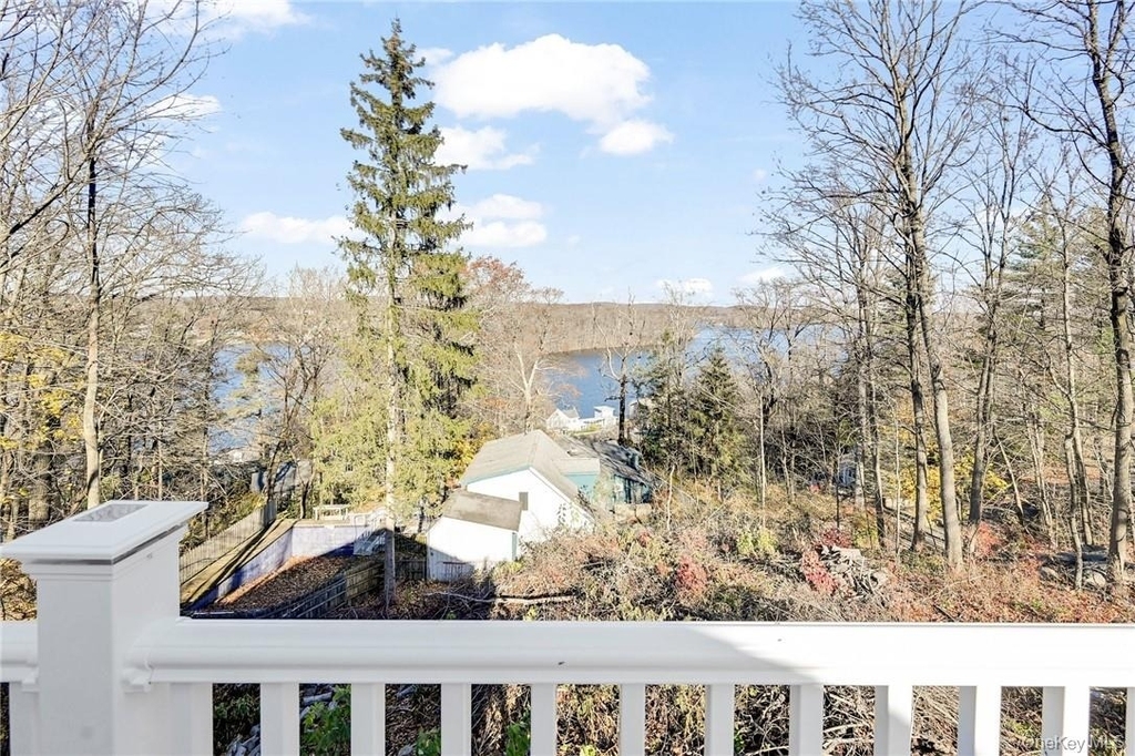 225 Hilltop Street - Photo 10