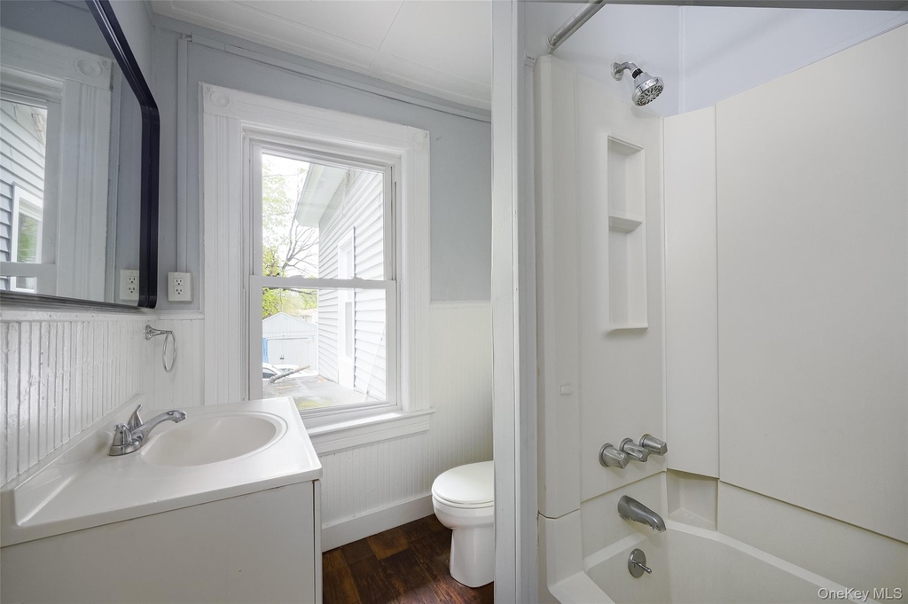 39 Fowler Avenue - Photo 13