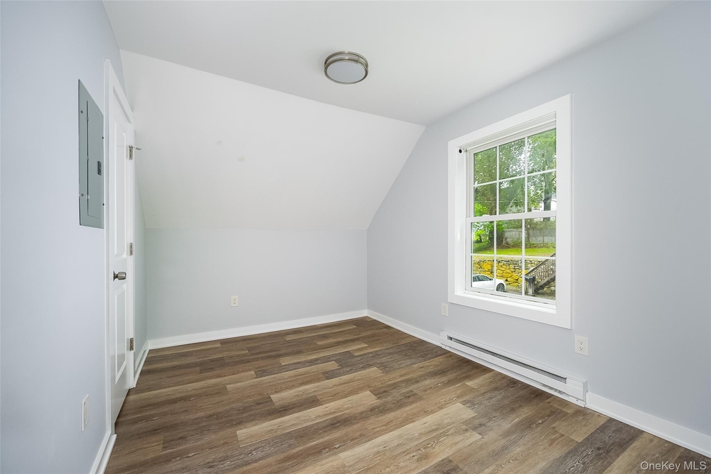 39 Fowler Avenue - Photo 6