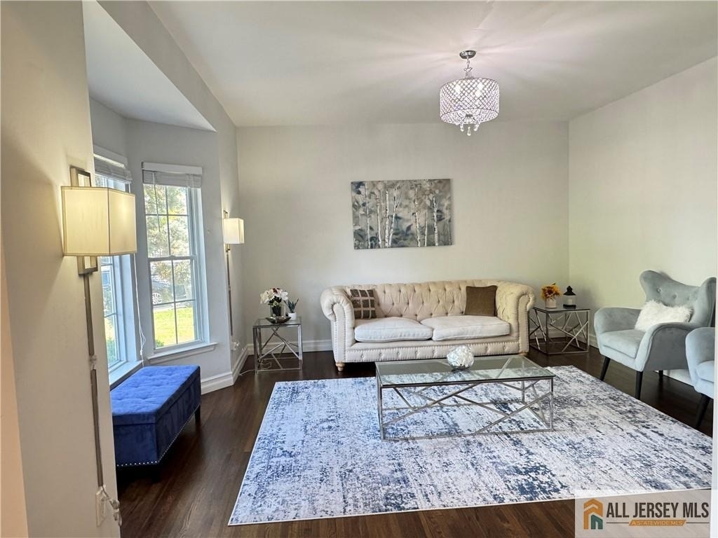 432 Jarrard Street - Photo 4