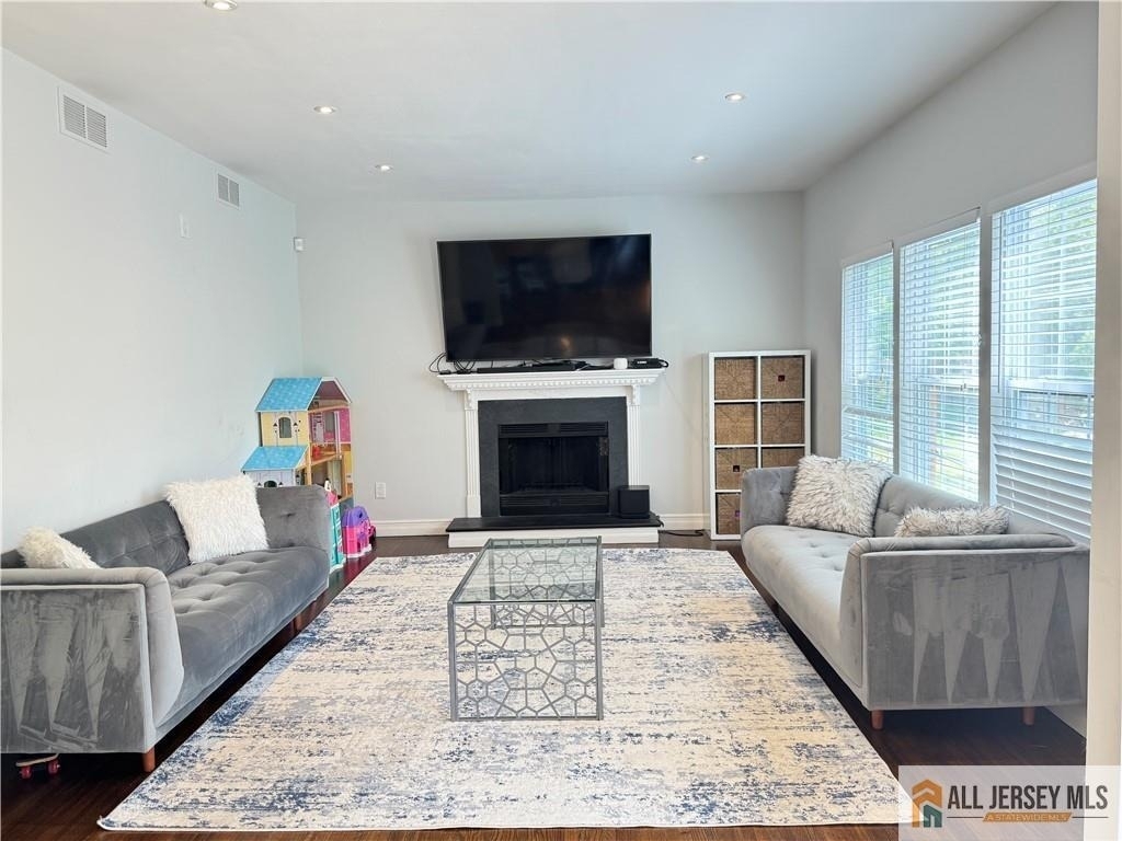 432 Jarrard Street - Photo 10