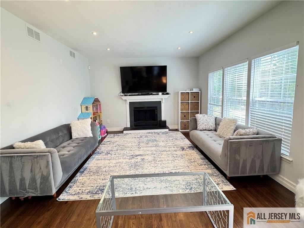 432 Jarrard Street - Photo 9