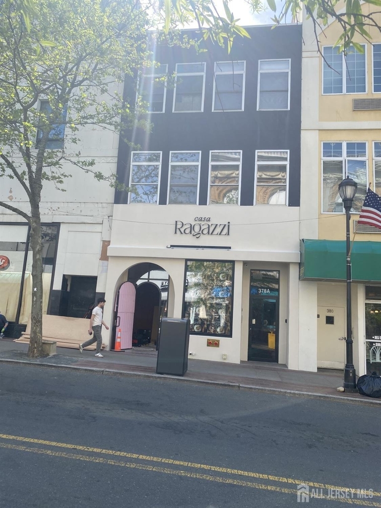 378 George Street - Photo 0