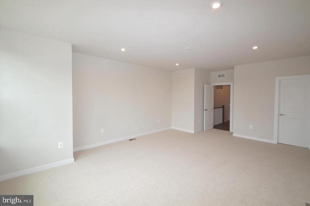 13518 Sayward Boulevard - Photo 21